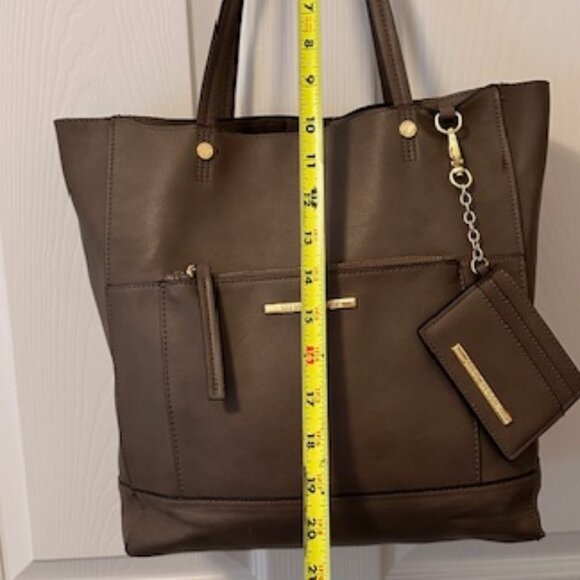 Steve Madden Taupe BPAMMY Large Tote-LIKE NEW! - Picture 13 of 14